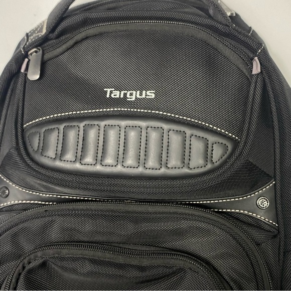 TARGUS 15.6” Legend IQ Backpack - Picture 12 of 14